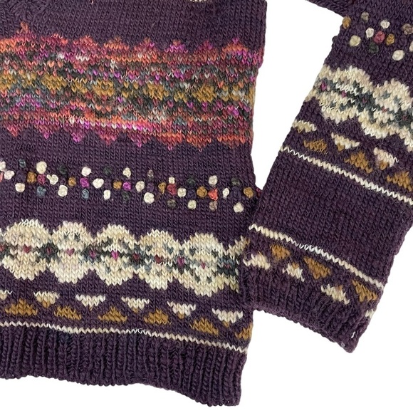 Peruvian Connection 100% Wool Fair Isle V-Neck Sweater - Picture 7 of 12
